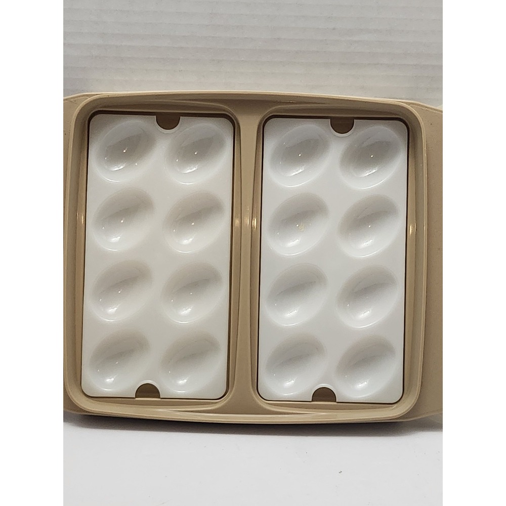 Vintage Tupperware Deviled Egg Keeper 723-1  4 Pc Set Square w/ Lid  16 eggs - Picture 3 of 5